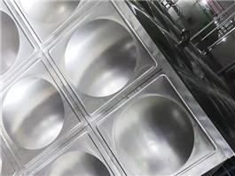 304不锈钢保温水箱